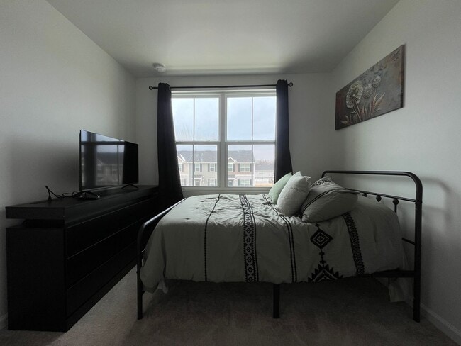 Building Photo - 134 Fernside Ct