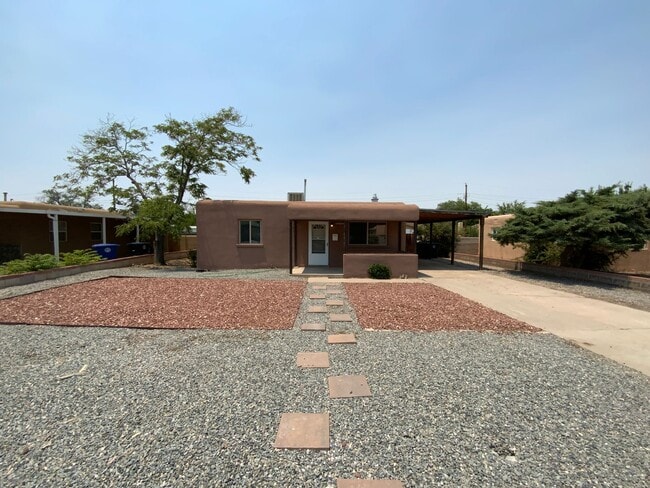 Primary Photo - 2 Bedroom Single Story Home Available Near...