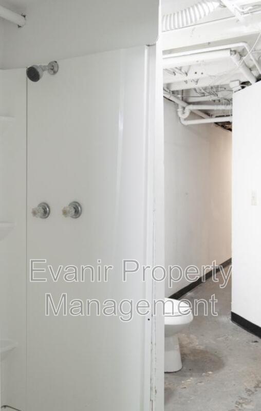 Building Photo - 2908 Ghent Ave