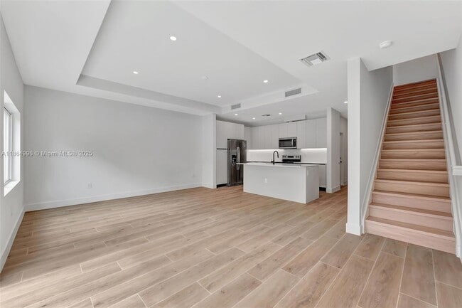 Building Photo - 1563 NW 94th Ave