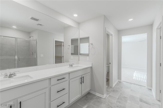 Building Photo - 7845 Wolf Fang Ct