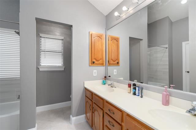 Building Photo - 2510 Centaurus Dr