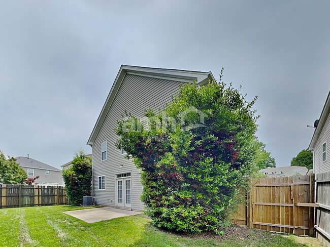 Building Photo - 2845 Roundleaf Ct