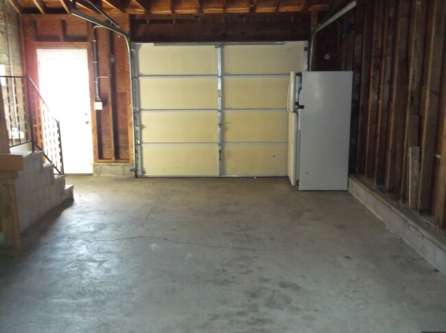 Garage - 7824 Rabbitt Rd