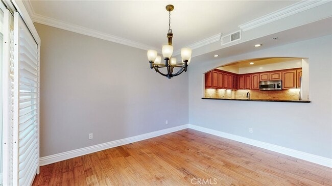 Building Photo - 11540 Moorpark St