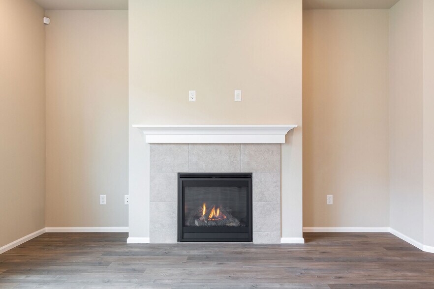 Building Photo - 3615 80th Ave NE