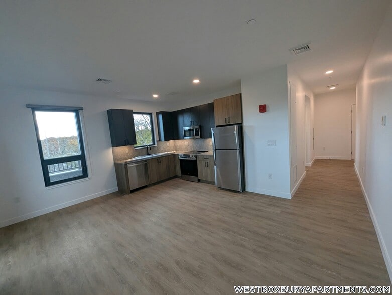 Building Photo - 199 Gardner St