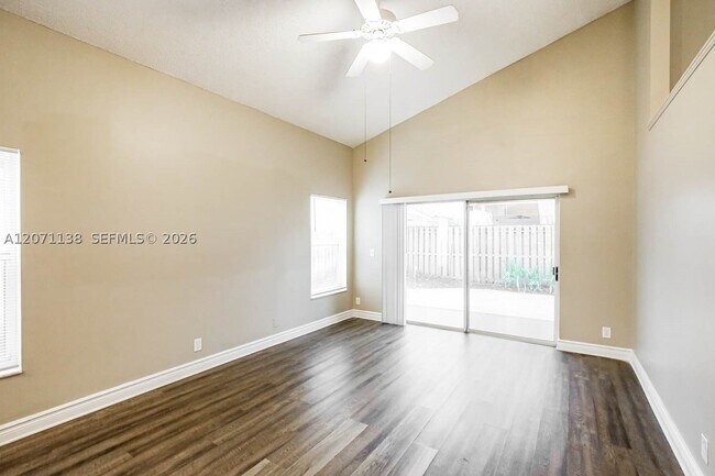 Building Photo - 6821 NW 28th Pl