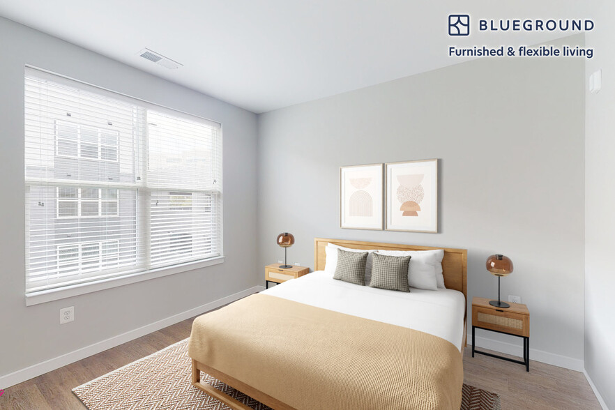 Building Photo - 12503 Ardennes Ave