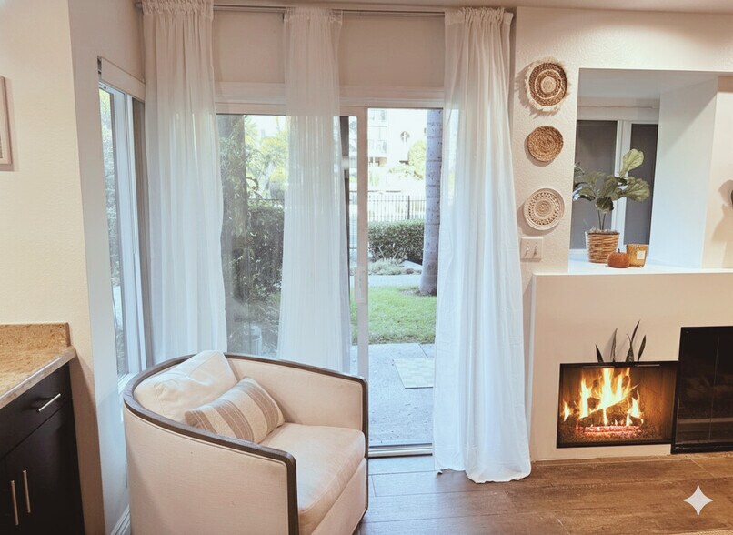 Building Photo - 4010 Layang Layang Cir