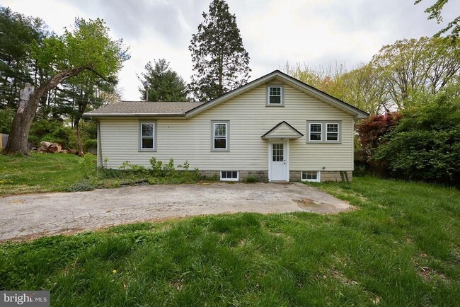 Building Photo - 53 W Knowlton Rd