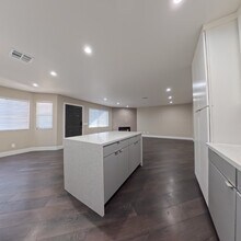 Building Photo - Highly Remodeled | 2nd Floor | Storage Room