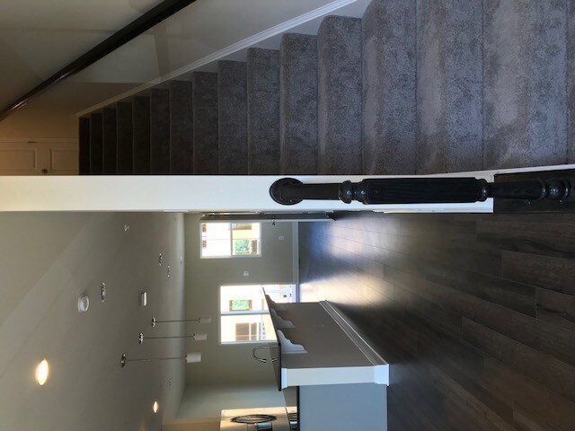 Building Photo - 7094 Banbury Dr