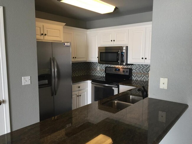 Building Photo - 6018 Estacado Ln