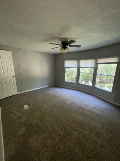 Building Photo - 65 Two Lynn Dr