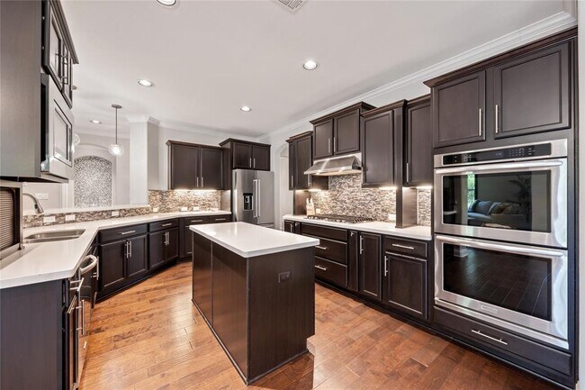 Building Photo - 108 Kildrummy Ln
