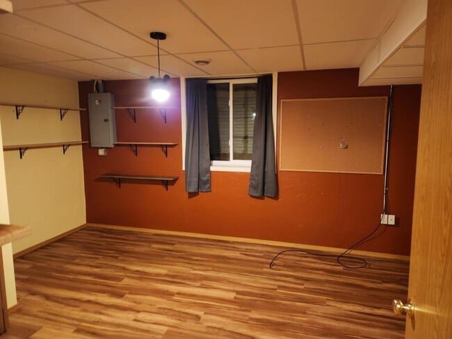 Building Photo - 336 Woodridge Pl