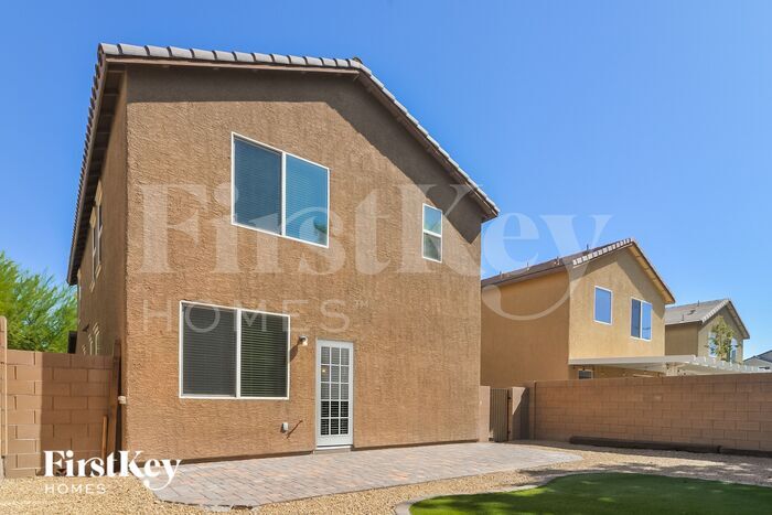 Building Photo - 129 Country River Ave