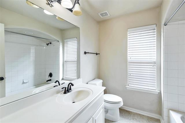 Building Photo - 2016 Magic Mantle Dr