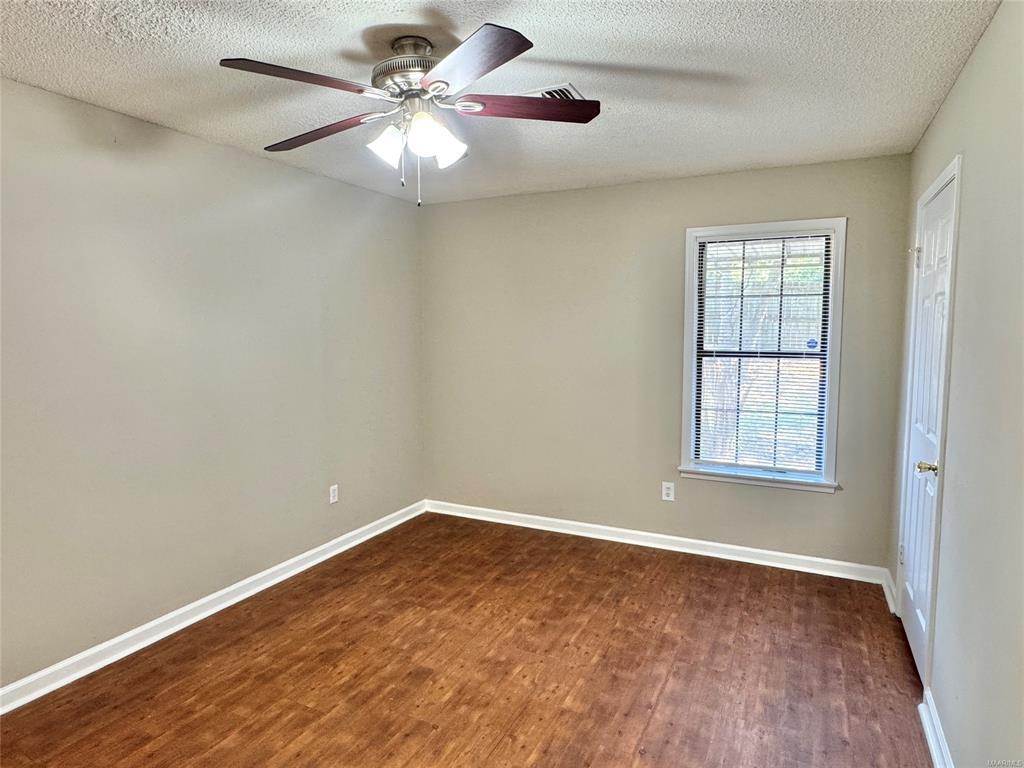 Building Photo - 116 Hargis Dr