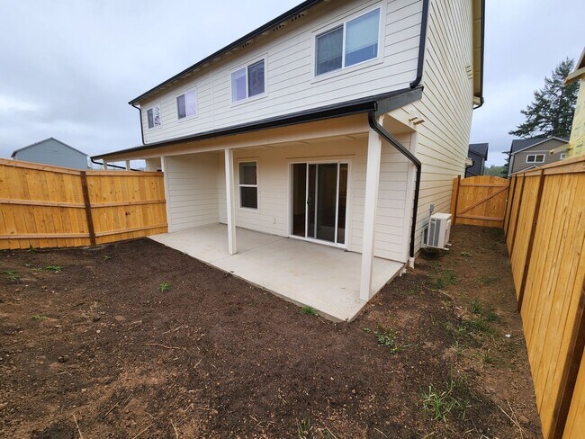 Building Photo - Peach Rd 1006