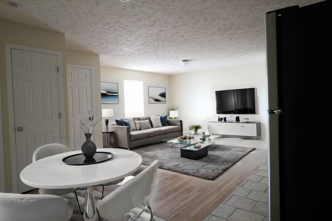 Building Photo - 6301 W Kilgore Ave