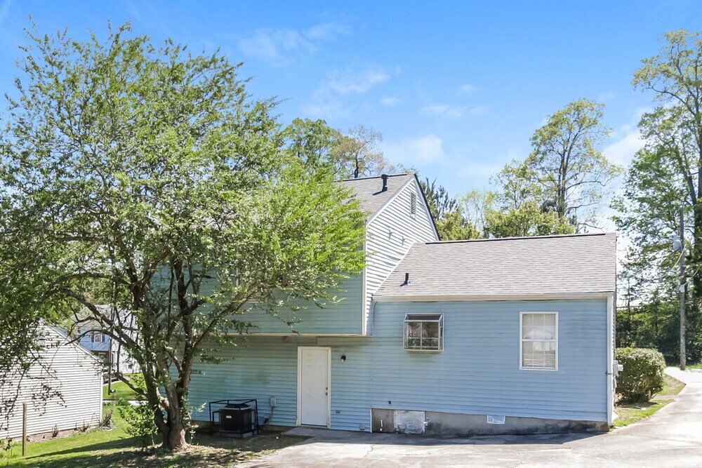 Building Photo - 3467 Meadowland Pl SW