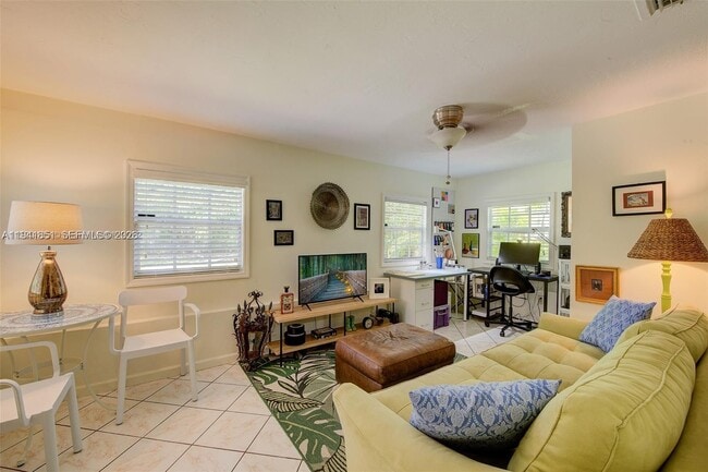 Building Photo - 7601 SW 59th Ct