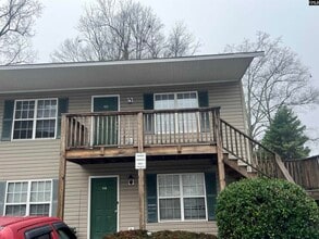 Building Photo - 124 Hazelwood Ct