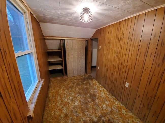 Building Photo - 1137 Oakleaf Dr