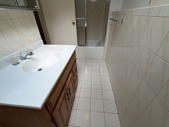Building Photo - Six Raven Way LLC