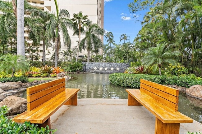 Building Photo - 1551 Ala Wai Blvd