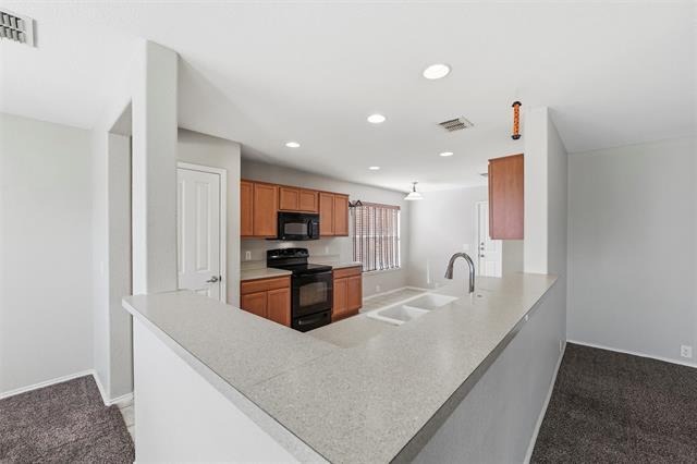 Building Photo - 10404 Nettie St