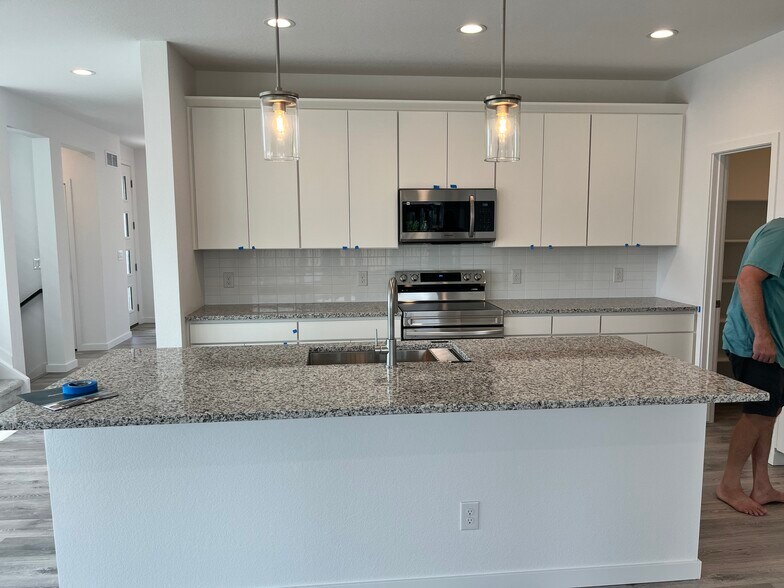 Building Photo - 928 Saint Andrews Ln