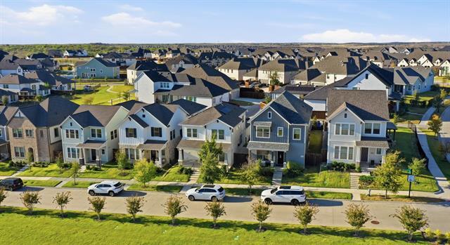 Building Photo - 14404 Balmoral Pl