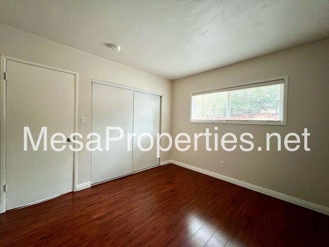 Building Photo - 557 Highlander Dr