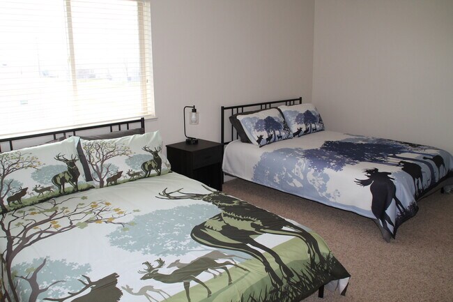 Building Photo - 195 Robison Dr