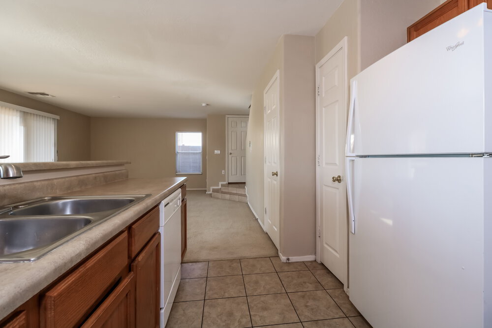 Building Photo - 22553 W Desert Bloom St