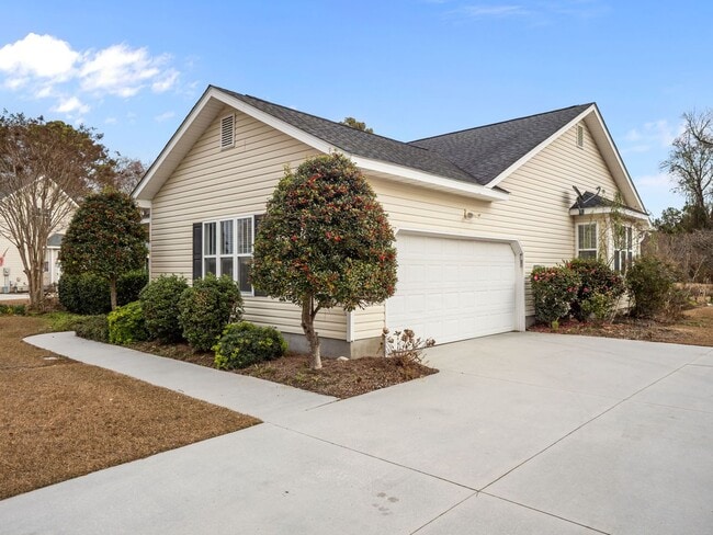 Building Photo - Efficient Brandywine home Available now