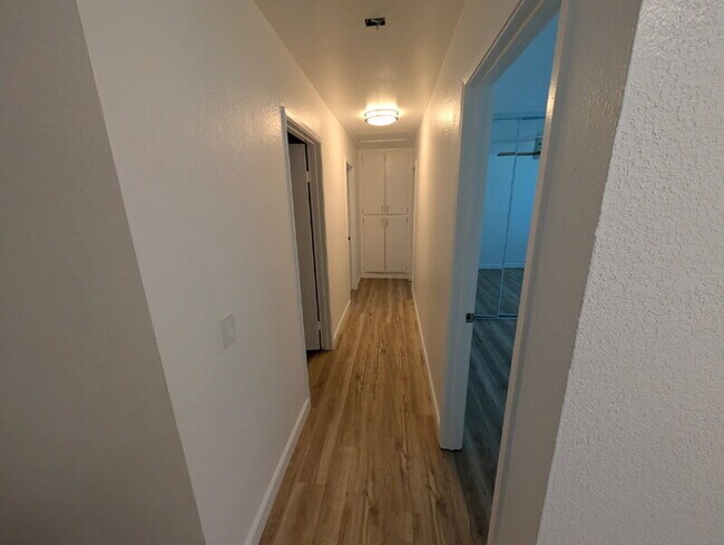 Building Photo - 1223 Monique Ct