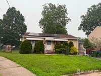 Building Photo - 89 Oak Ln