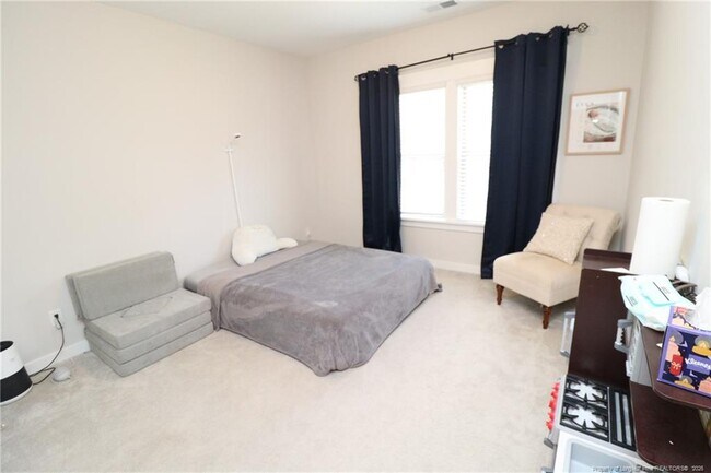 Building Photo - 2151 Maggie Vly Dr