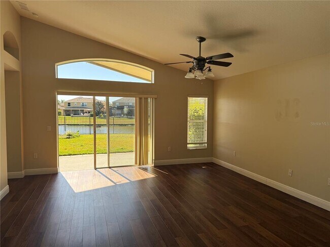 Building Photo - 5785 Lake Champlain Dr