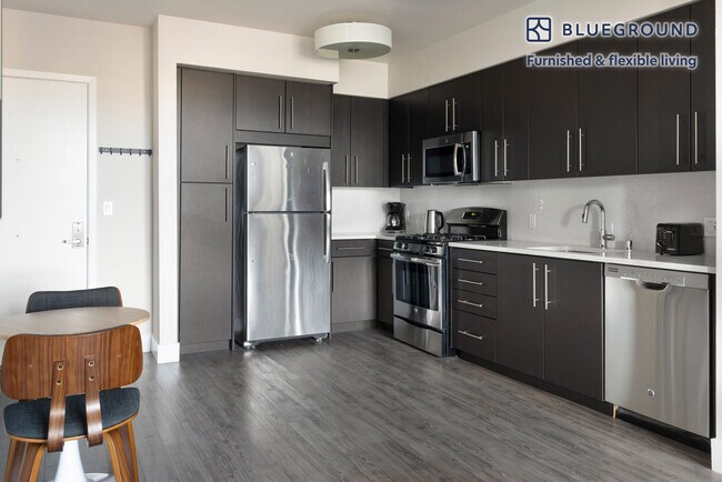 Building Photo - 299 Franklin St