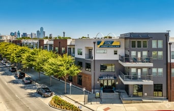 Building Photo - SYNC at West Dallas