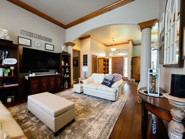 Building Photo - 413 Hamptonridge Rd