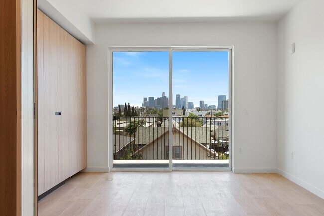 Building Photo - BRAND NEW CONSTRUCTION - Move-In Special 8...