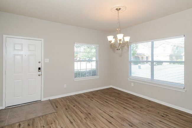 Building Photo - 14430 Cellini Dr
