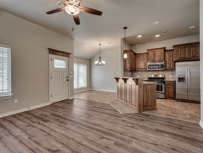 Building Photo - 8921 SW 55th St