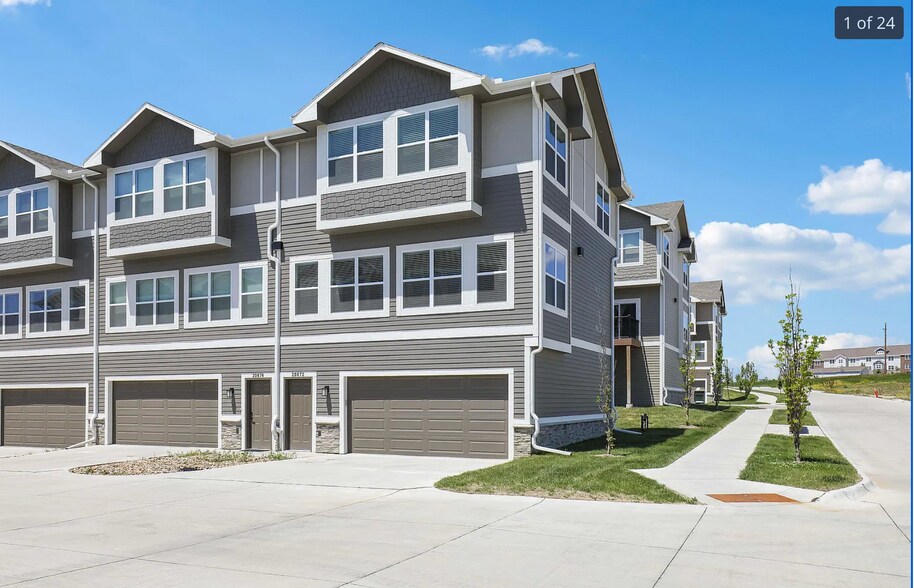 Primary Photo - 20872 S Ct